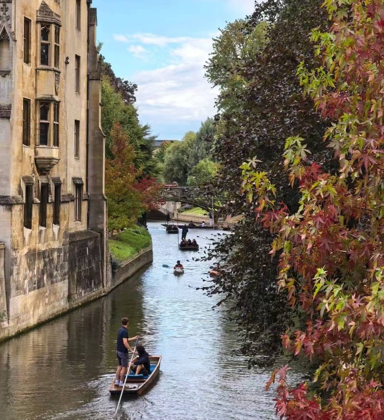 Cambridge and London, UK